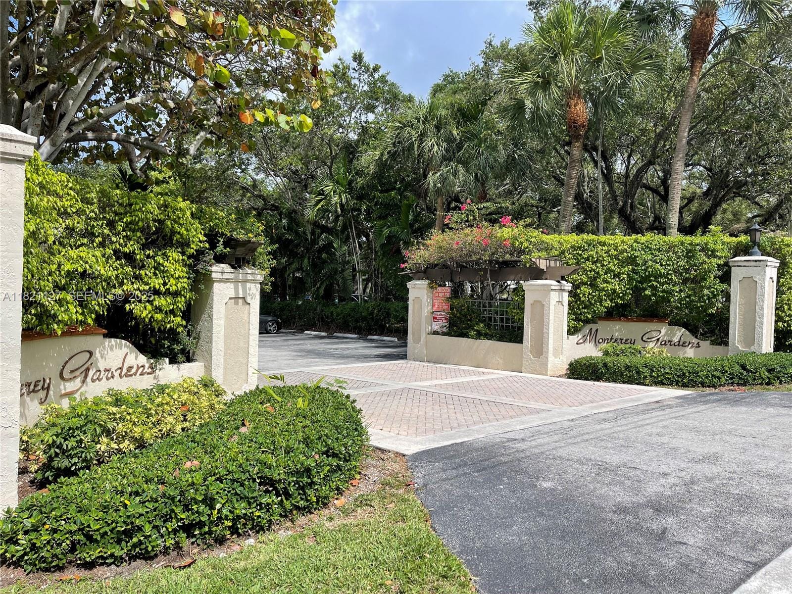8603 SW 68th Court 27 — photo 10