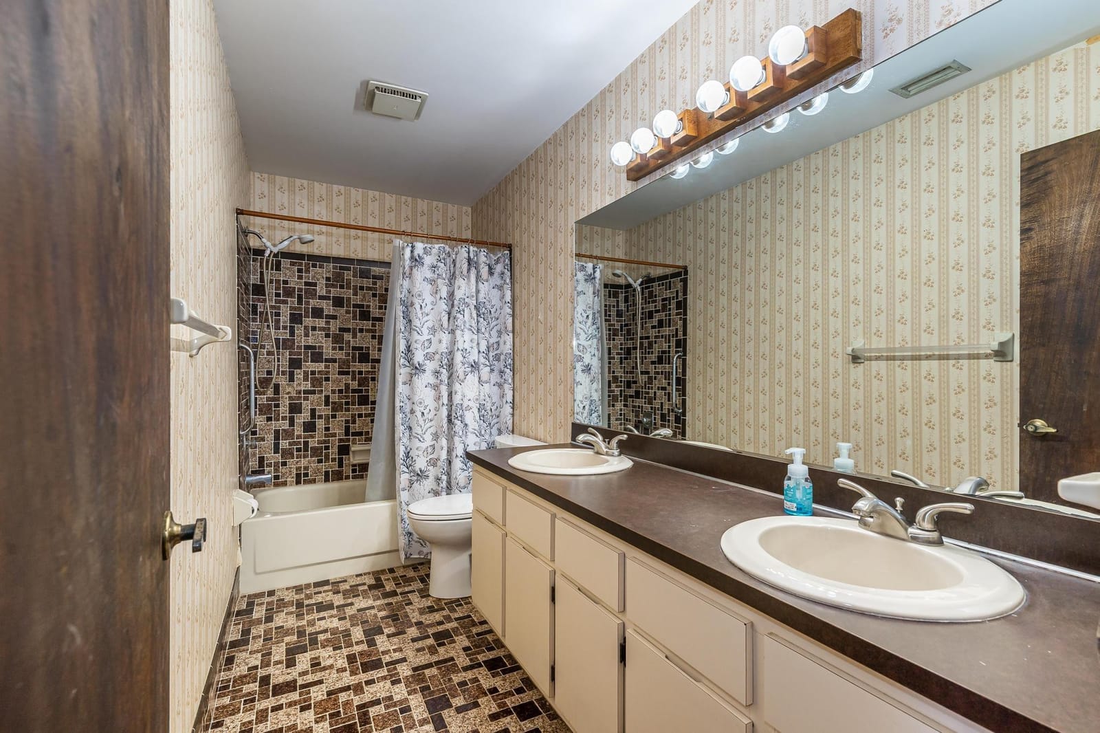 648 NW 100th Lane, Coral Springs, FL 33071 photo 21