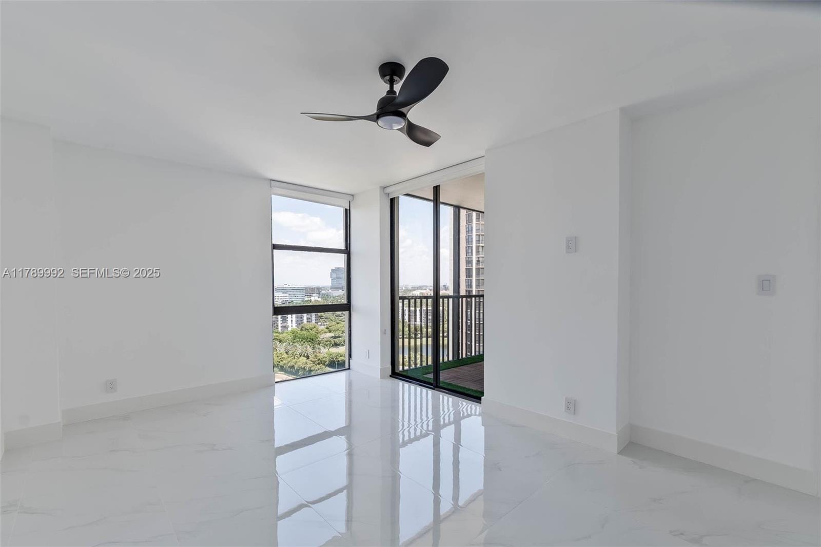 20335 W Country Club Drive 1902 — photo 12