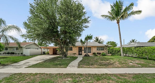 4840 Pineaire Lane, sold in Knotty Pine Acres, West Palm Beach, FL