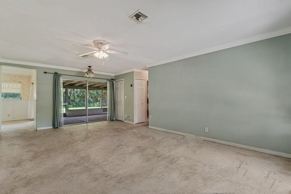 4840 Pineaire Lane — photo 7
