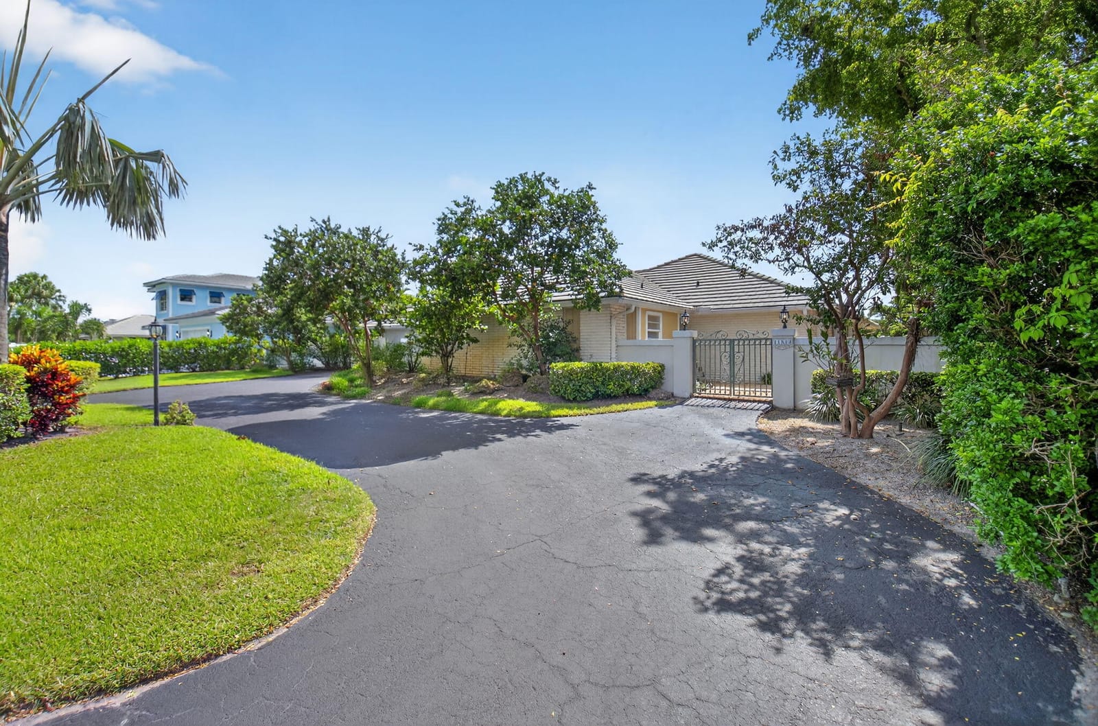 11814 N Lake Drive, Boynton Beach, FL 33436 photo 3