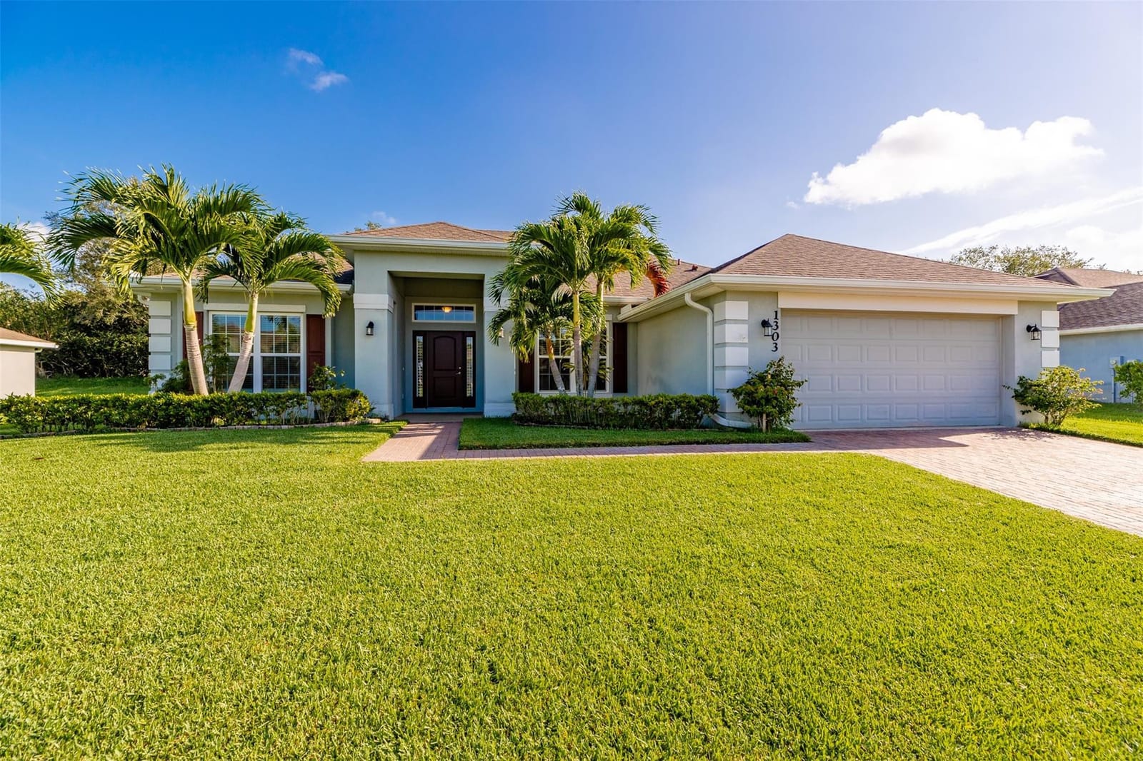 1303 Scarlet Oak Circle, Vero Beach, FL 32966