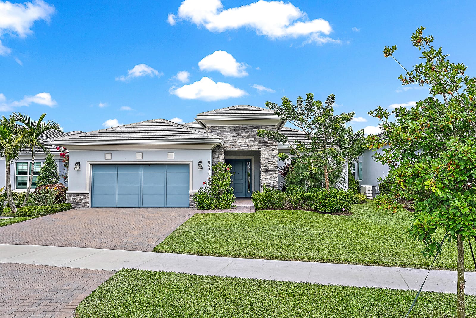 9976 Seagrass Way — photo 3
