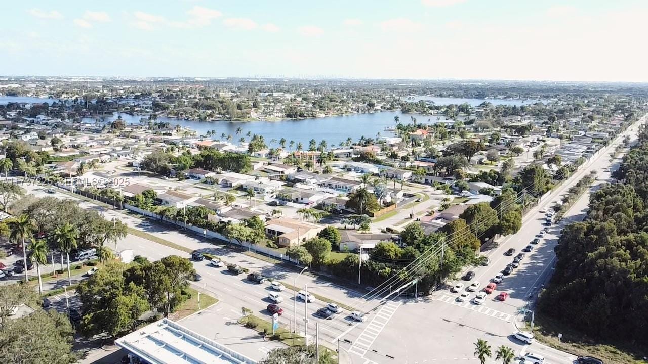 18600 NW 87th Avenue, Hialeah, FL 33015 photo 7