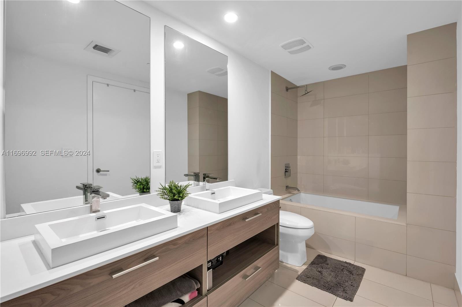 1300 S Miami Avenue 3704, Miami, FL 33130 photo 22