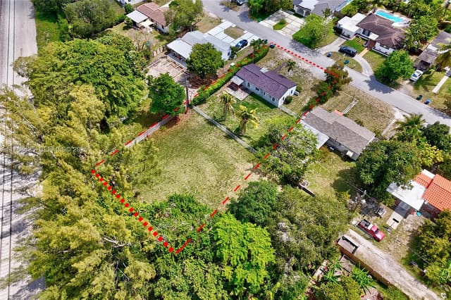 10830 NE 10th Court, sold in Bisc Shores Heights, Miami, FL