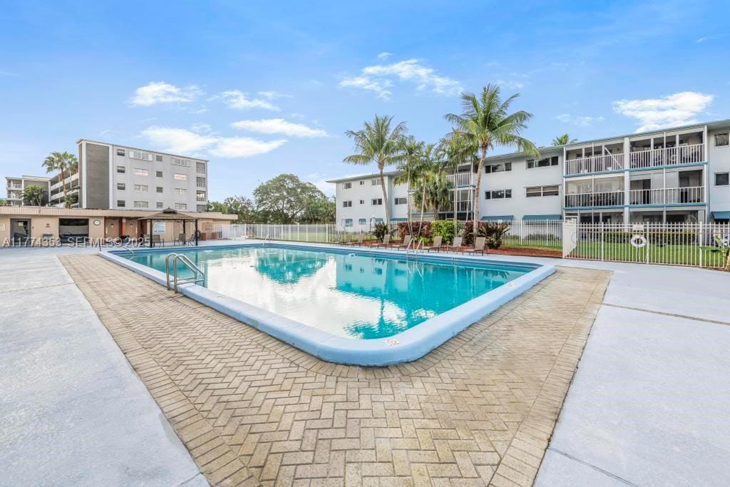 1101 Hillcrest Court 315, Hollywood, FL 33021 photo 18