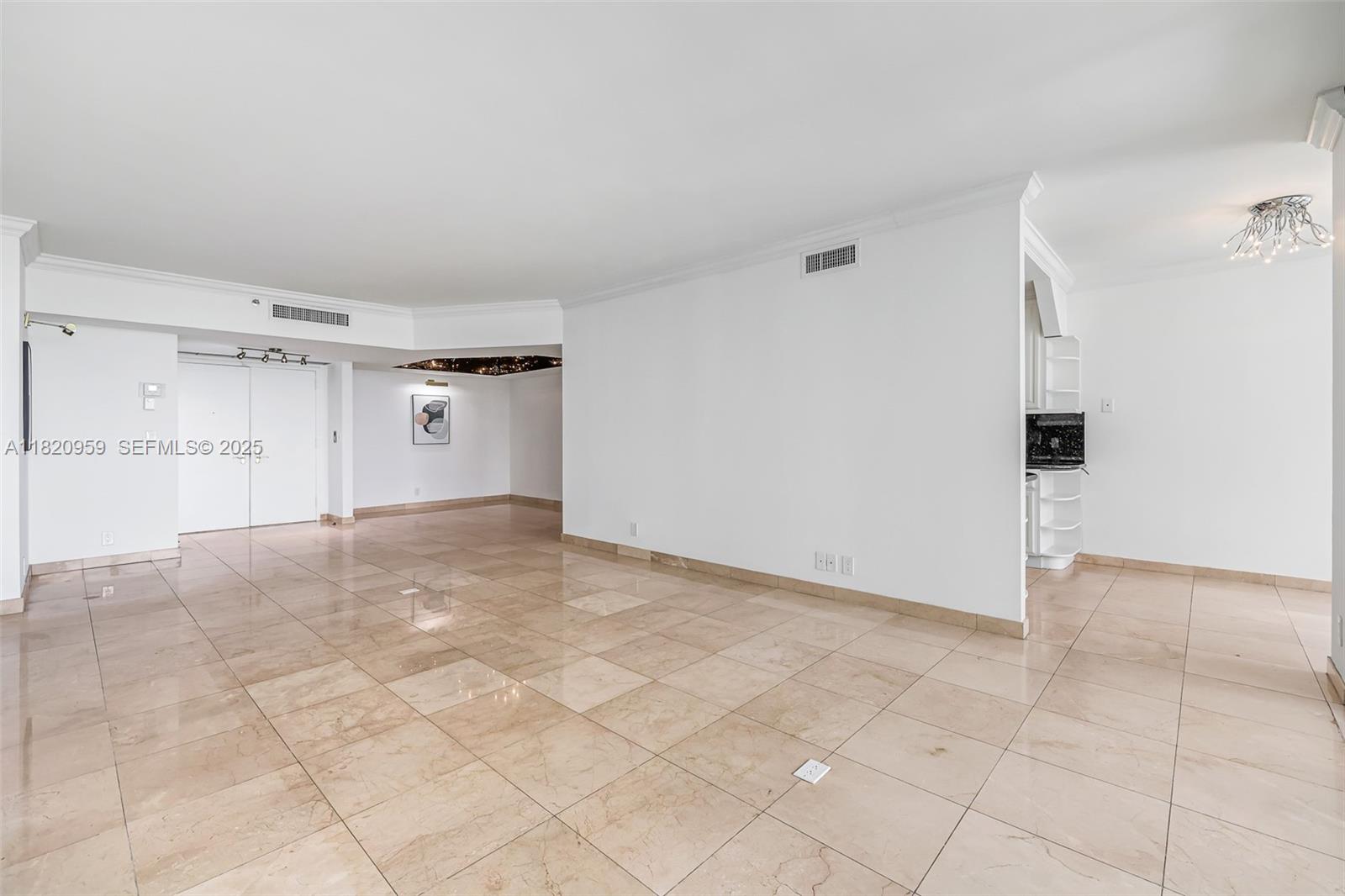 20281 E Country Club Drive 1412 — photo 12