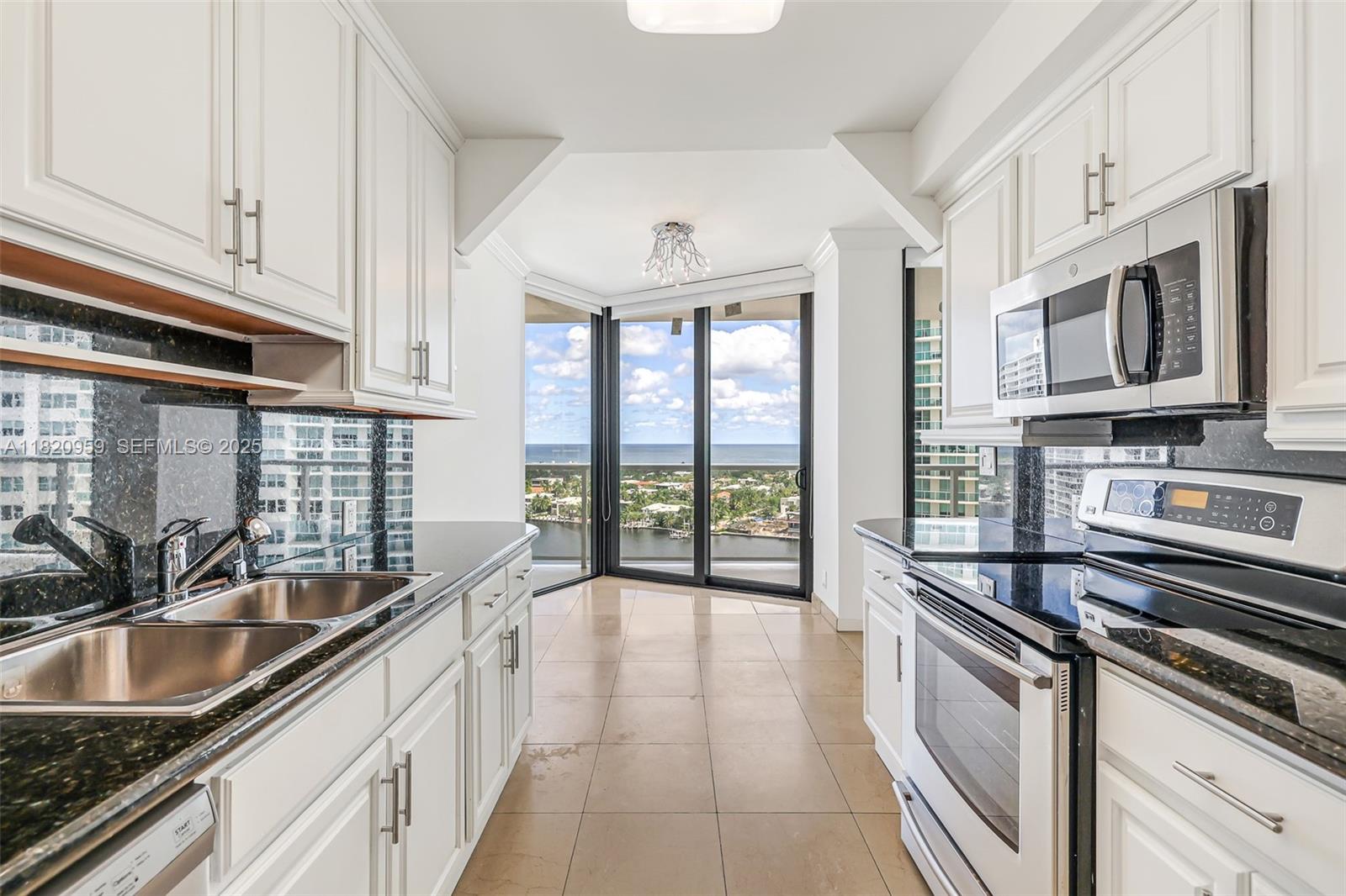 20281 E Country Club Drive 1412, Aventura, FL 33180 photo 19