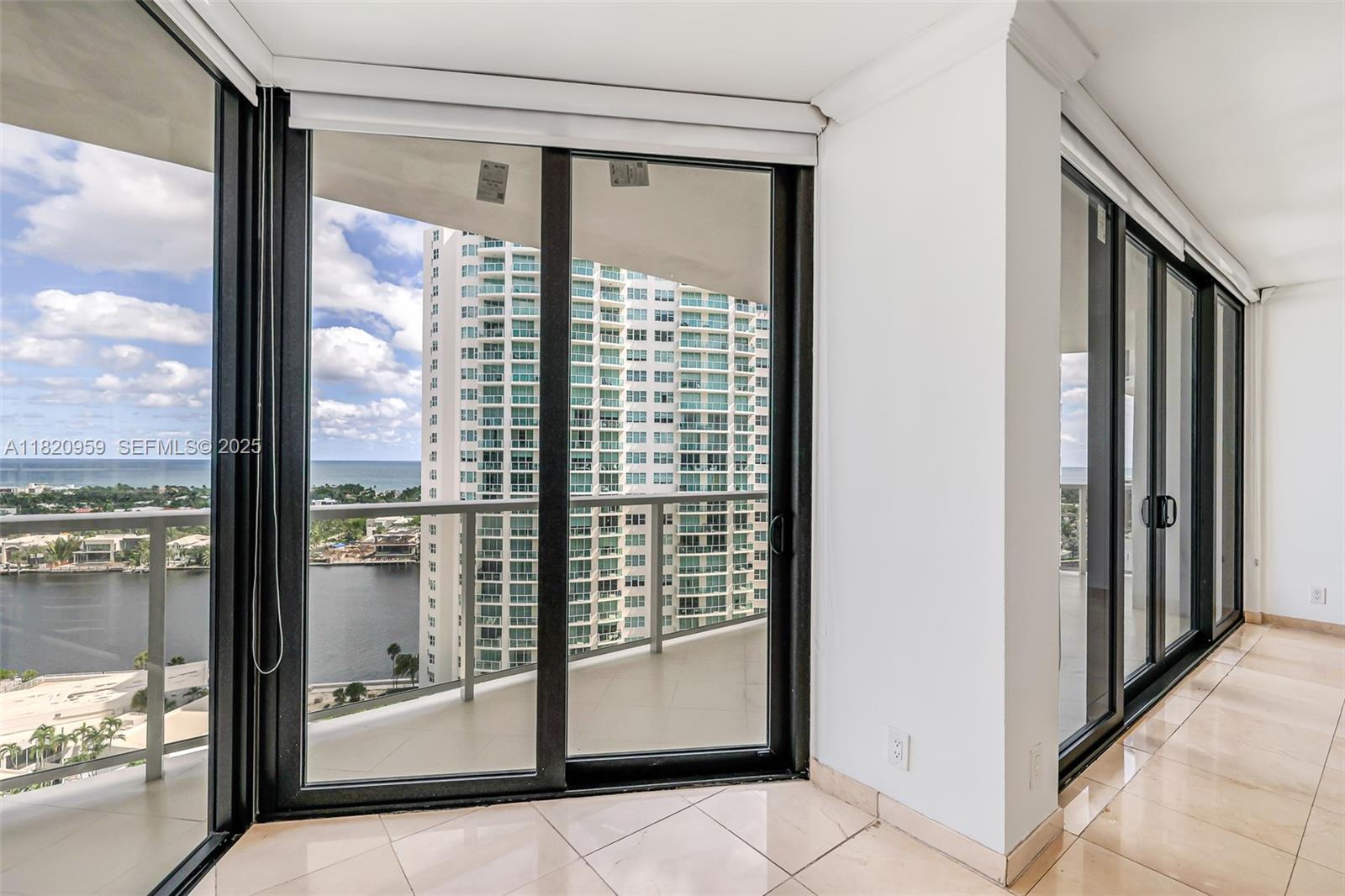 20281 E Country Club Drive 1412, Aventura, FL 33180 photo 21