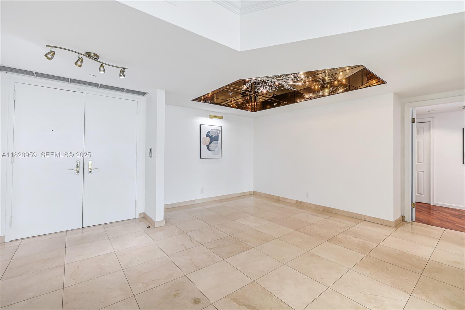 20281 E Country Club Drive 1412, Aventura, FL 33180 photo 22