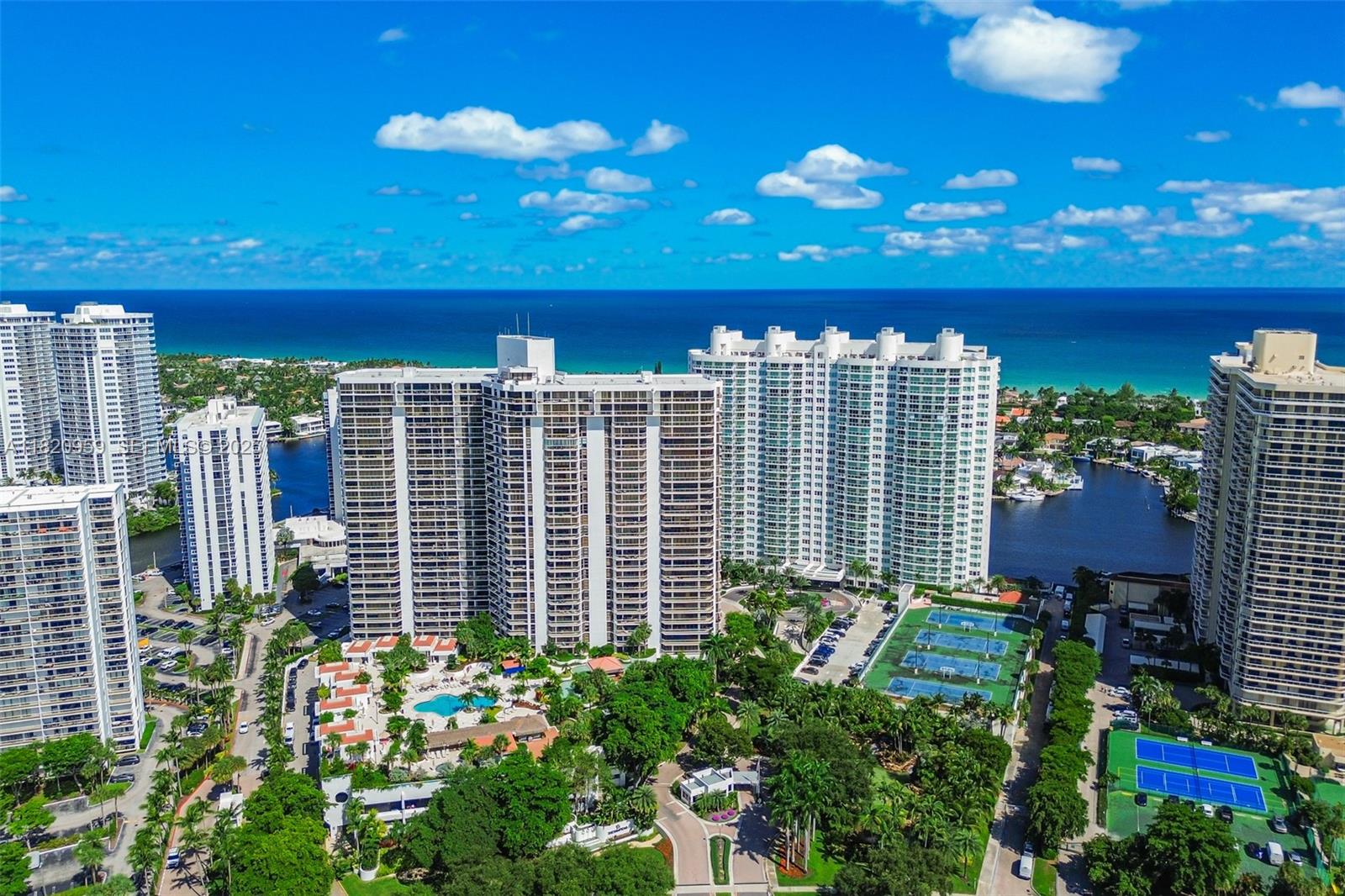 20281 E Country Club Drive 1412, Aventura, FL 33180, Aventura