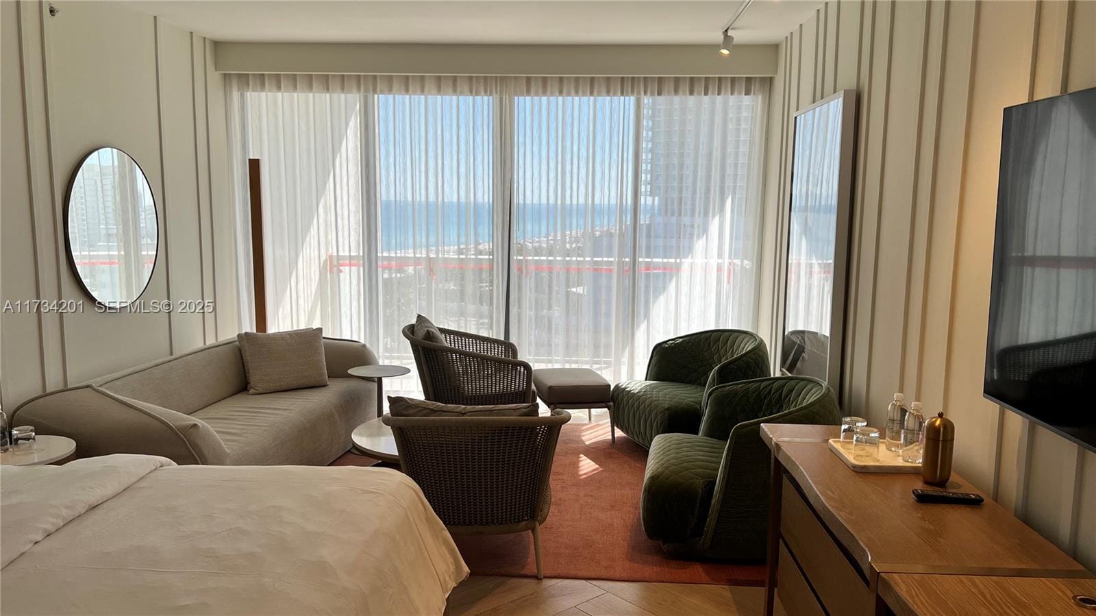 2201 Collins Avenue 1102, Miami Beach, FL 33139 photo 4