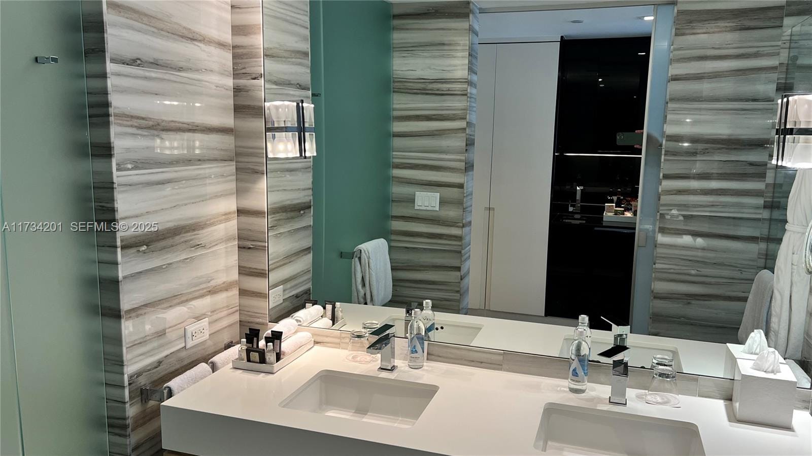 2201 Collins Avenue 1102, Miami Beach, FL 33139 photo 8