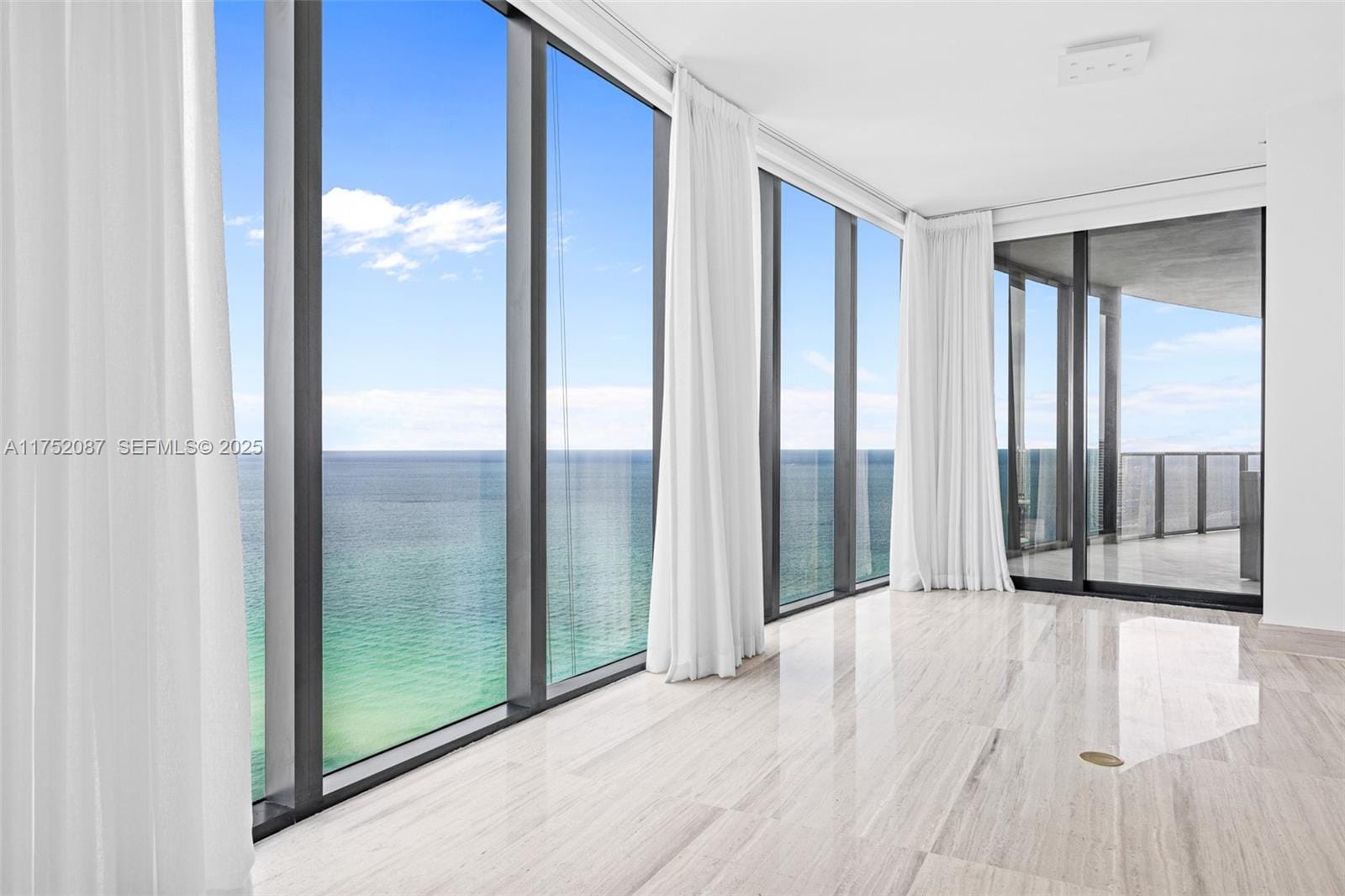 18555 Collins Avenue 2305, Sunny Isles Beach, FL 33160 photo 14