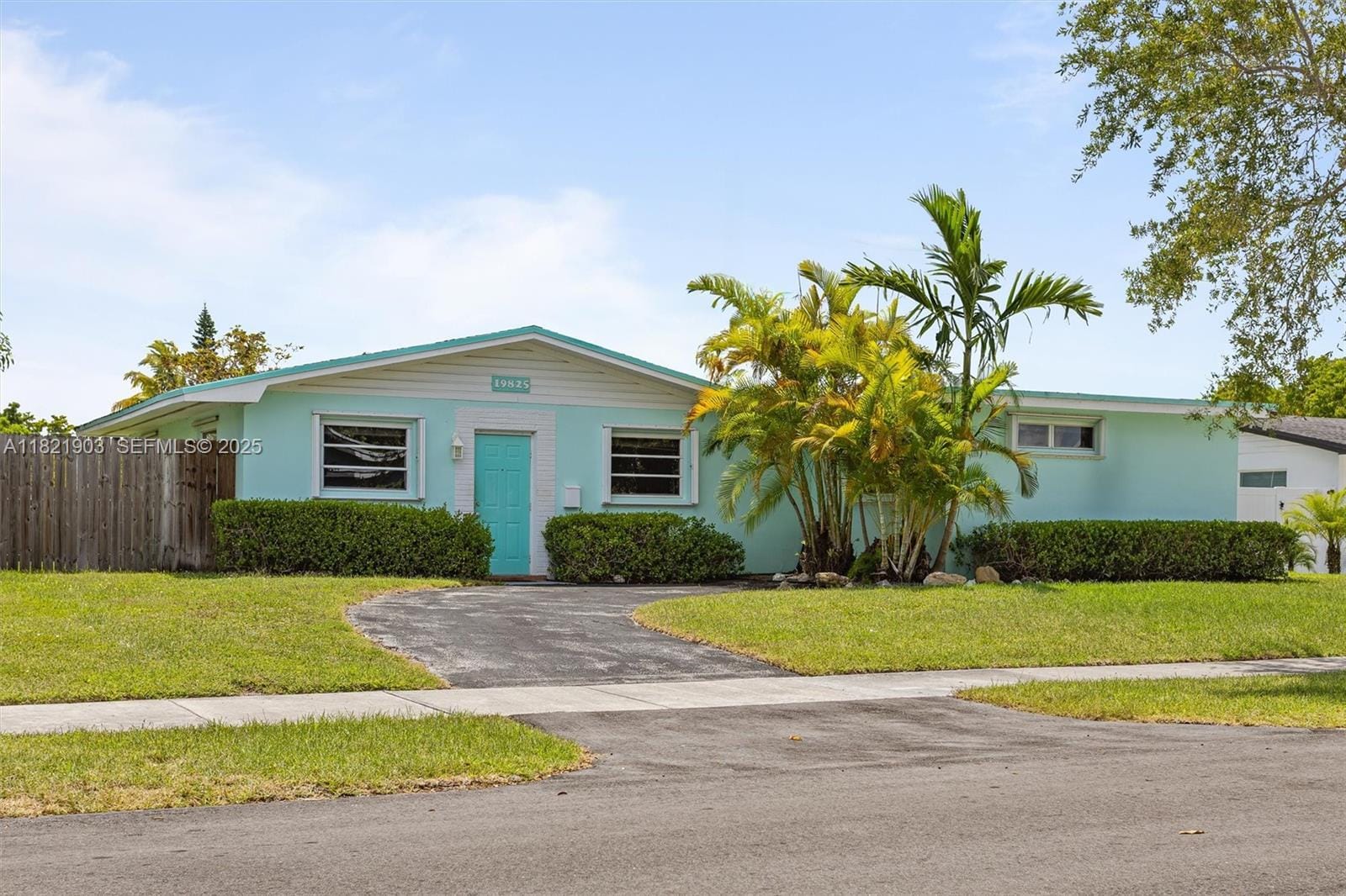 19825 SW 89th Avenue, Cutler Bay, FL 33157 photo 1