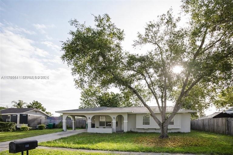 323 NE Midfield Lane, Port St. Lucie, FL 34983