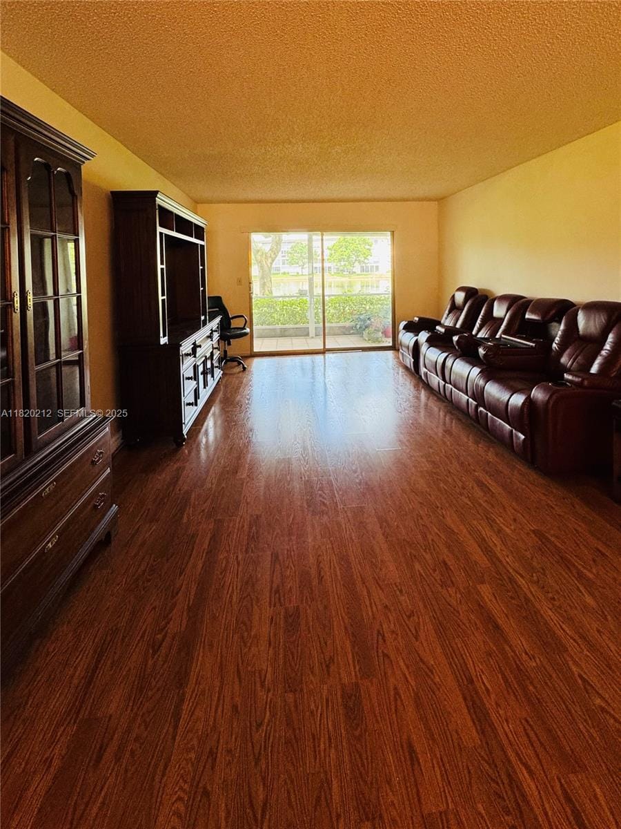 2304 Lucaya Lane J1 — photo 7