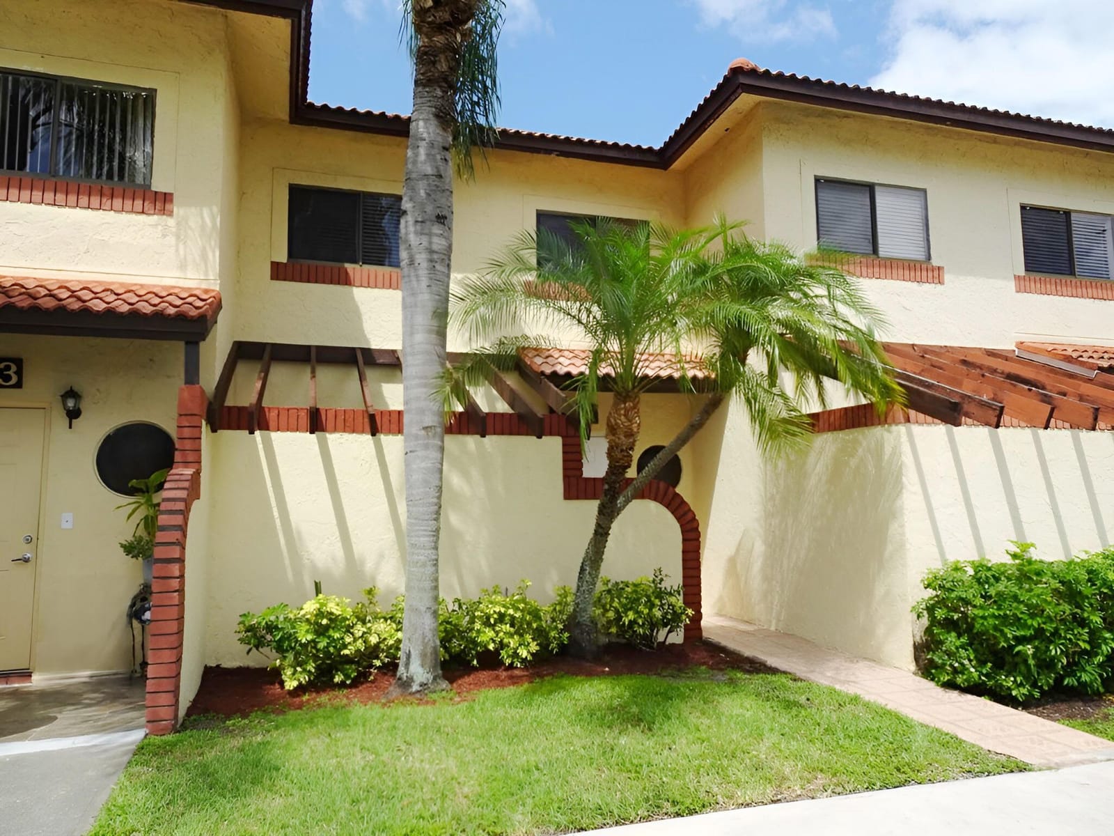 4717 N Pine Island Road 160, Sunrise, FL 33351