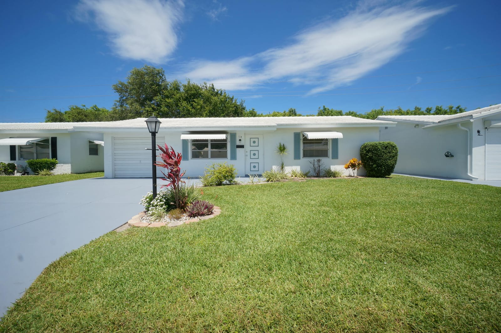 114 SW 8th Place, Boynton Beach, FL 33426