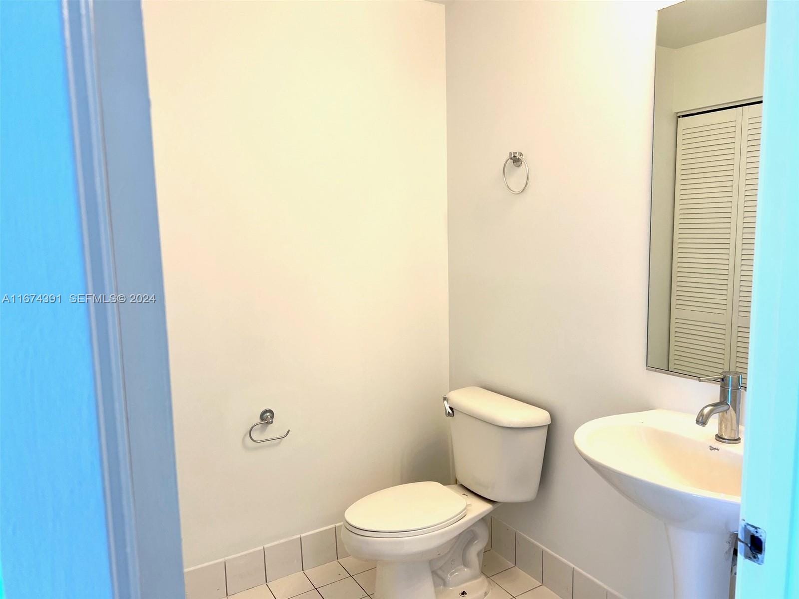 888 Biscayne Boulevard 1811, Miami, FL 33132 photo 14