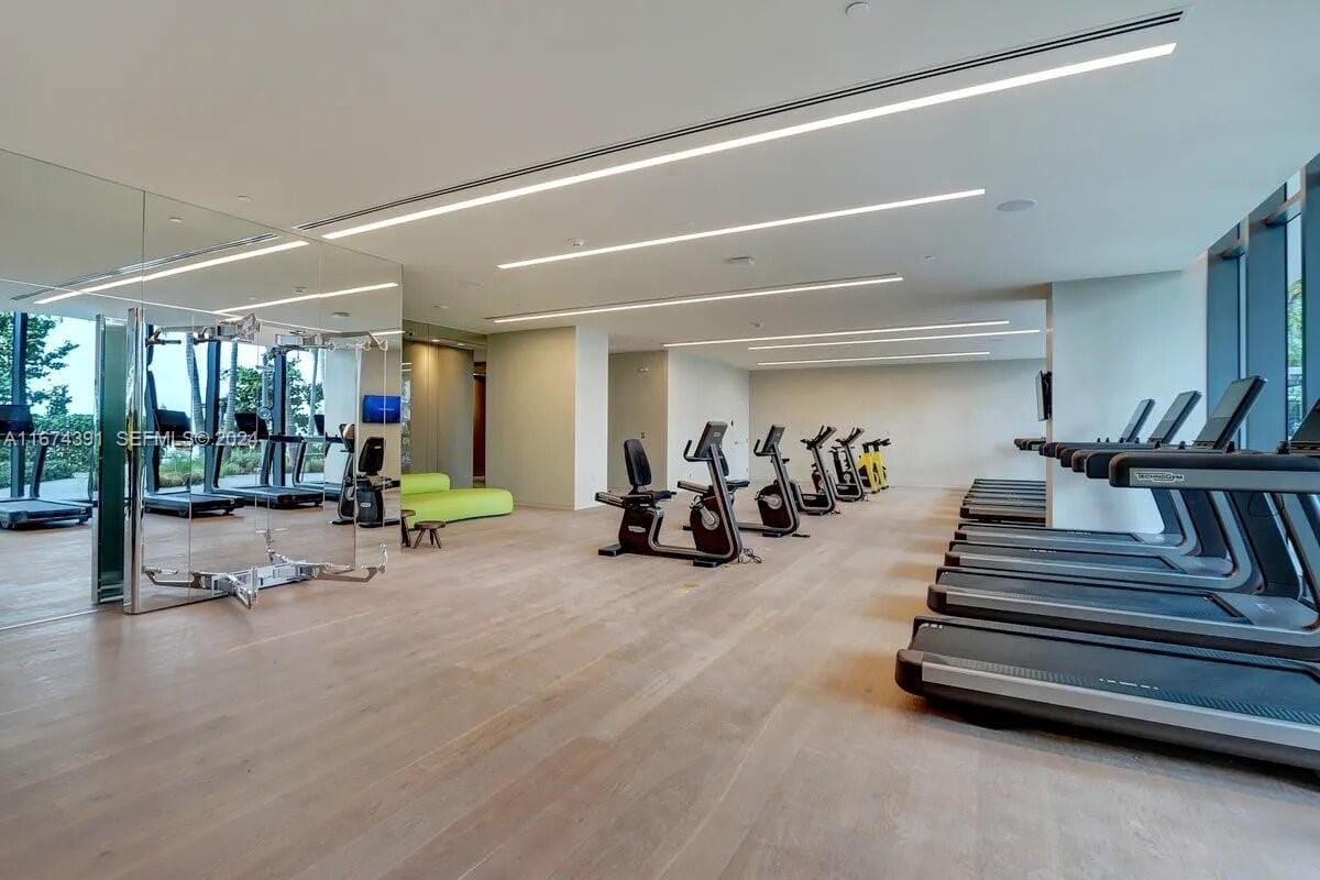 888 Biscayne Boulevard 1811, Miami, FL 33132 photo 22