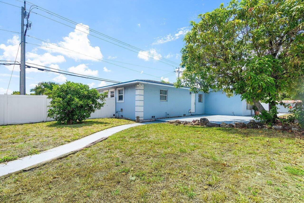 1209 N Australian Avenue, West Palm Beach, FL 33401 photo 20