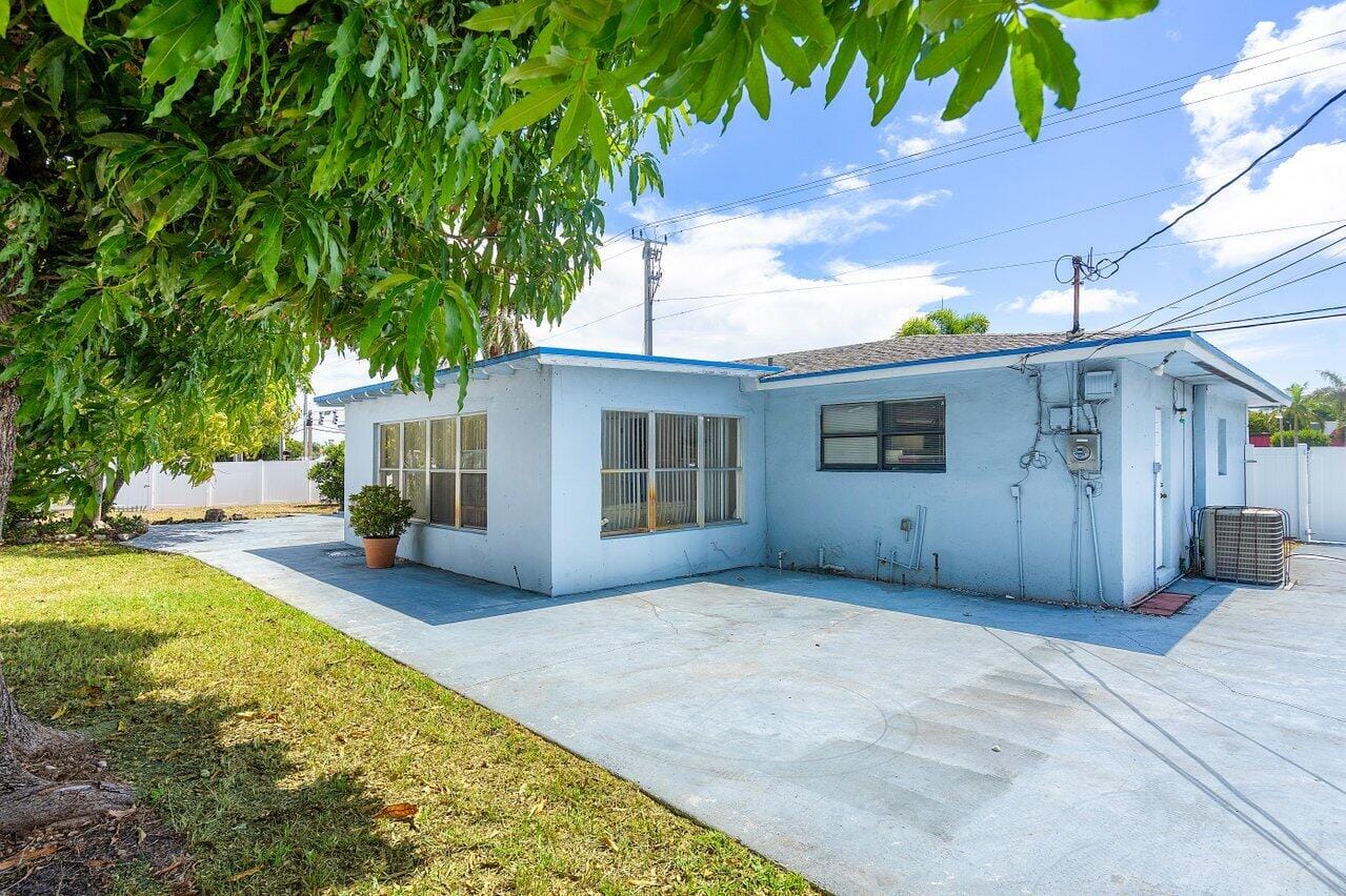 1209 N Australian Avenue, West Palm Beach, FL 33401 photo 21