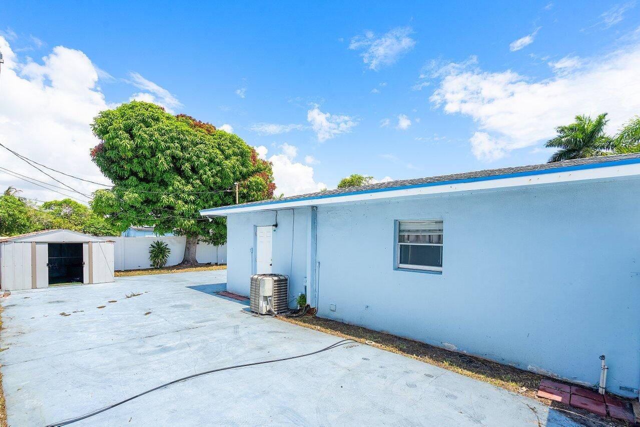 1209 N Australian Avenue, West Palm Beach, FL 33401 photo 23