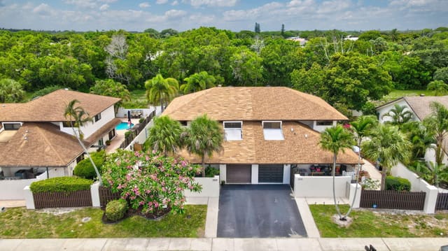 368 SW 29th Avenue, Delray Beach, FL 33445
