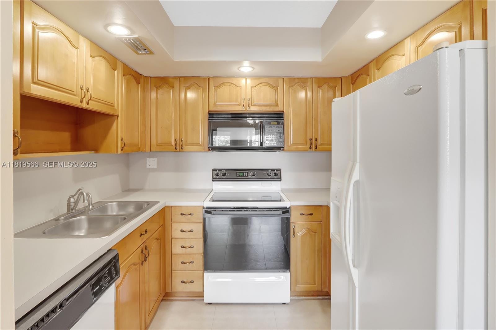 8860 SW 123rd Court K-104, Miami, FL 33186 photo 4