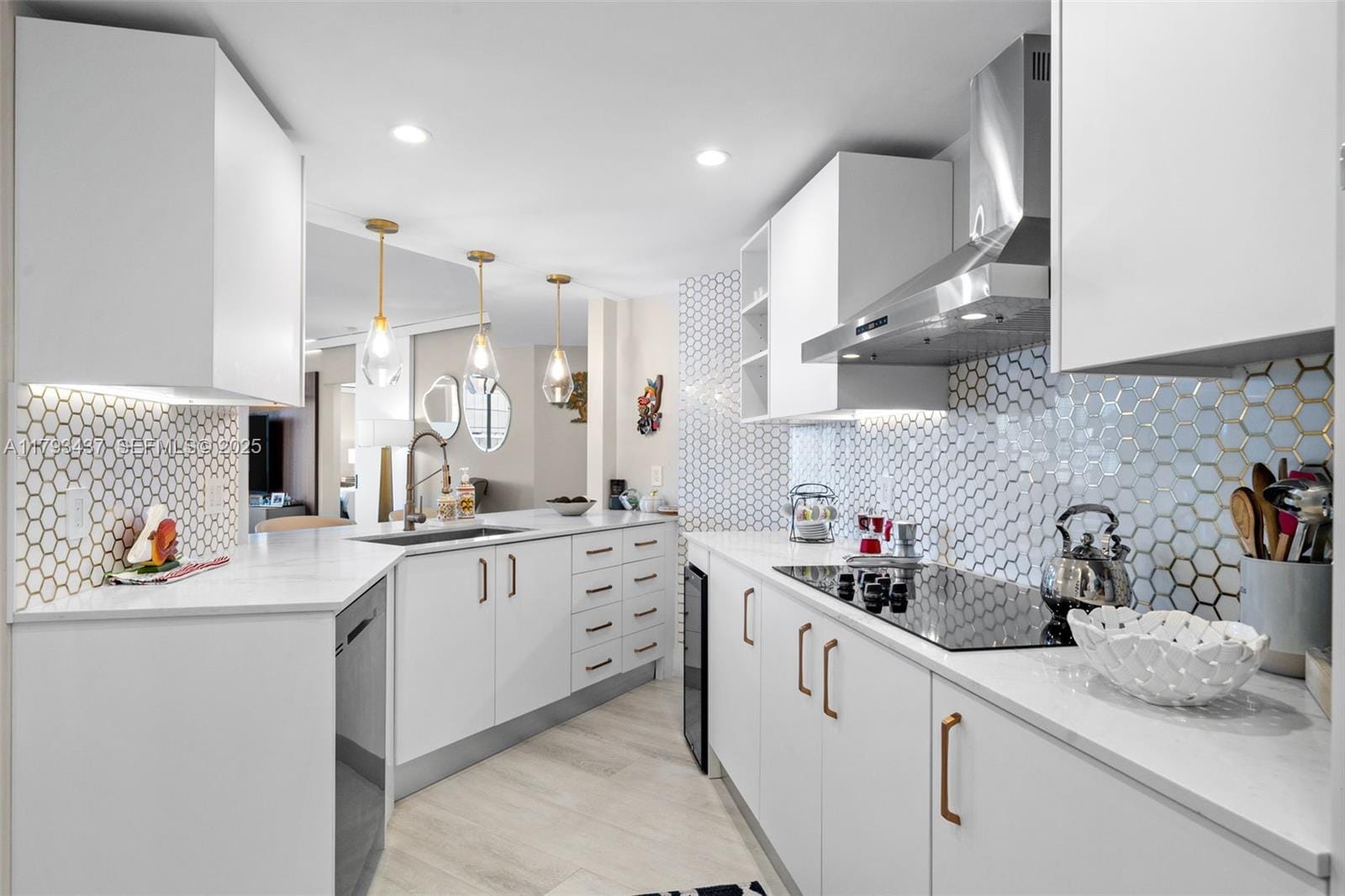 701 Brickell Key Boulevard 1812, Miami, FL 33131 photo 11