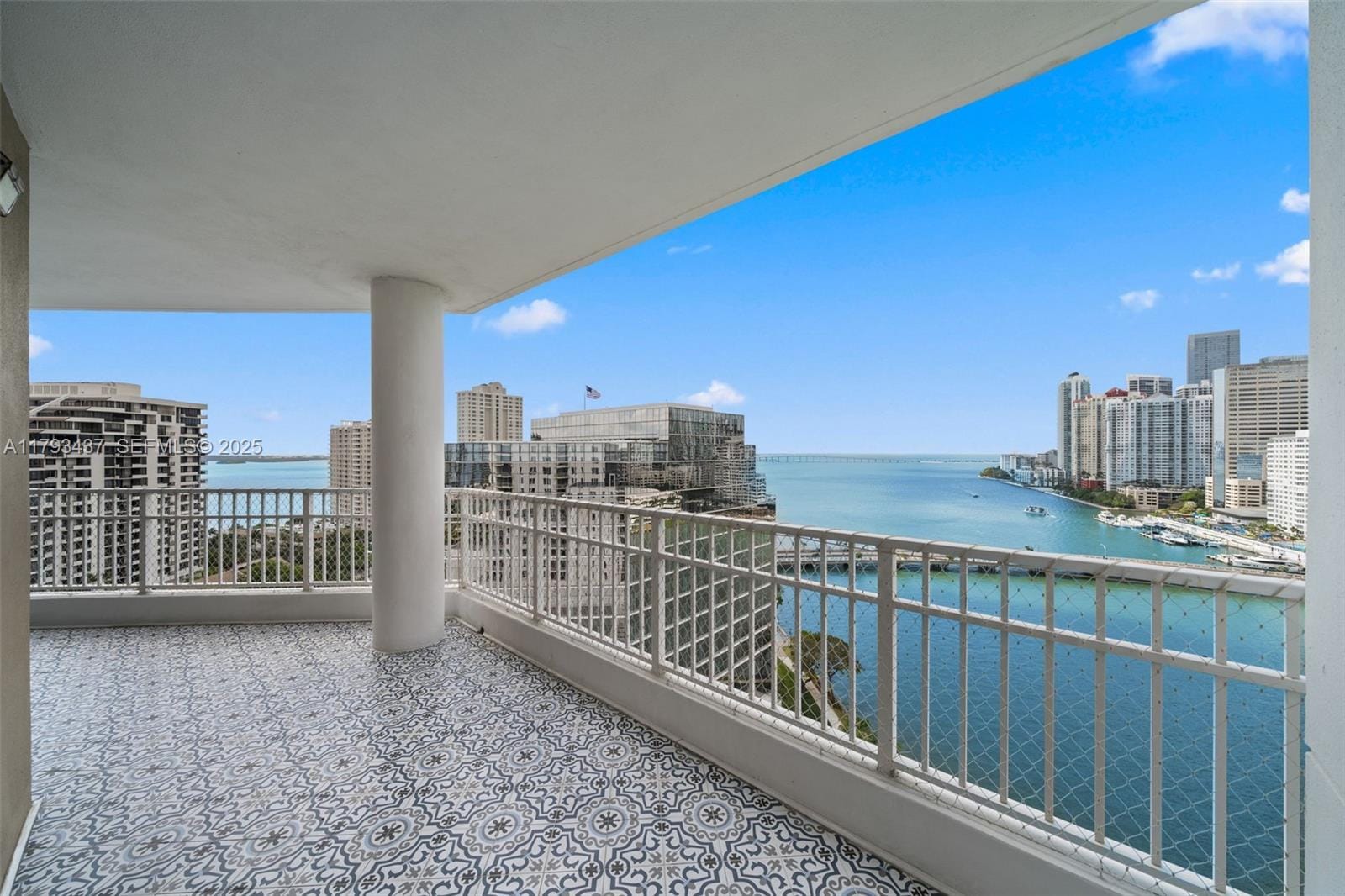 701 Brickell Key Boulevard 1812, Miami, FL 33131 photo 3