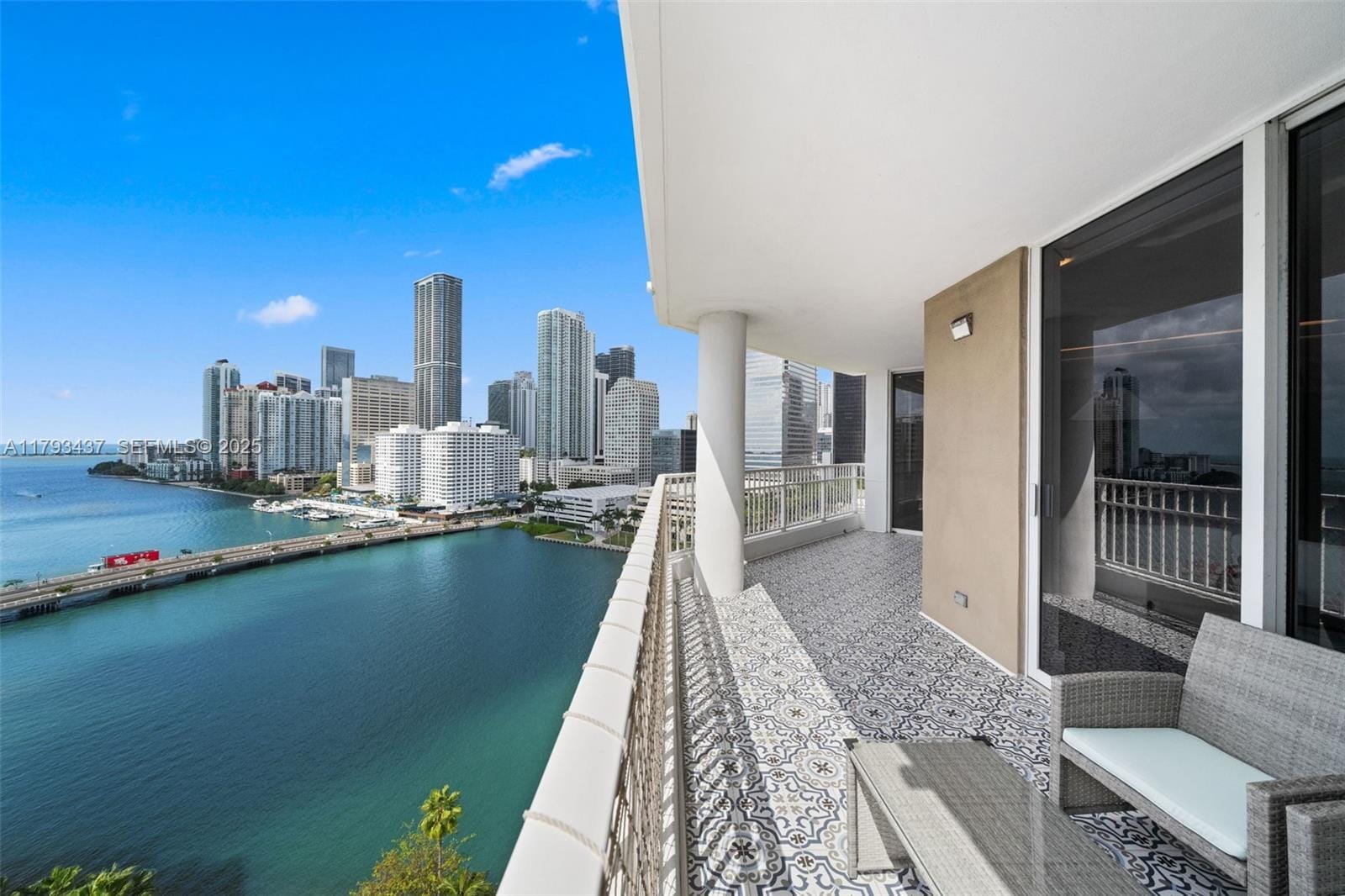 701 Brickell Key Boulevard 1812, Miami, FL 33131 photo 22