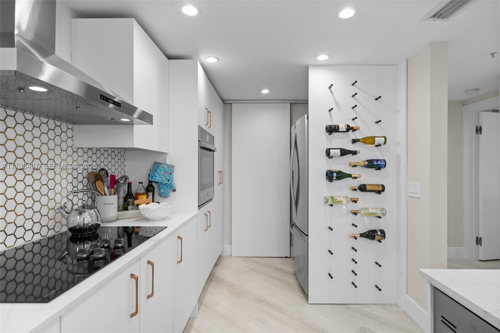 701 Brickell Key Boulevard 1812, Miami, FL 33131 photo 9