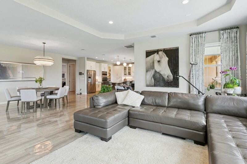 242 Tresana Boulevard 70 — photo 9