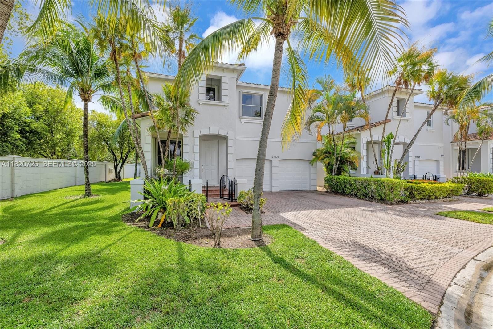 21235 NE 33rd Avenue, Aventura, FL 33180