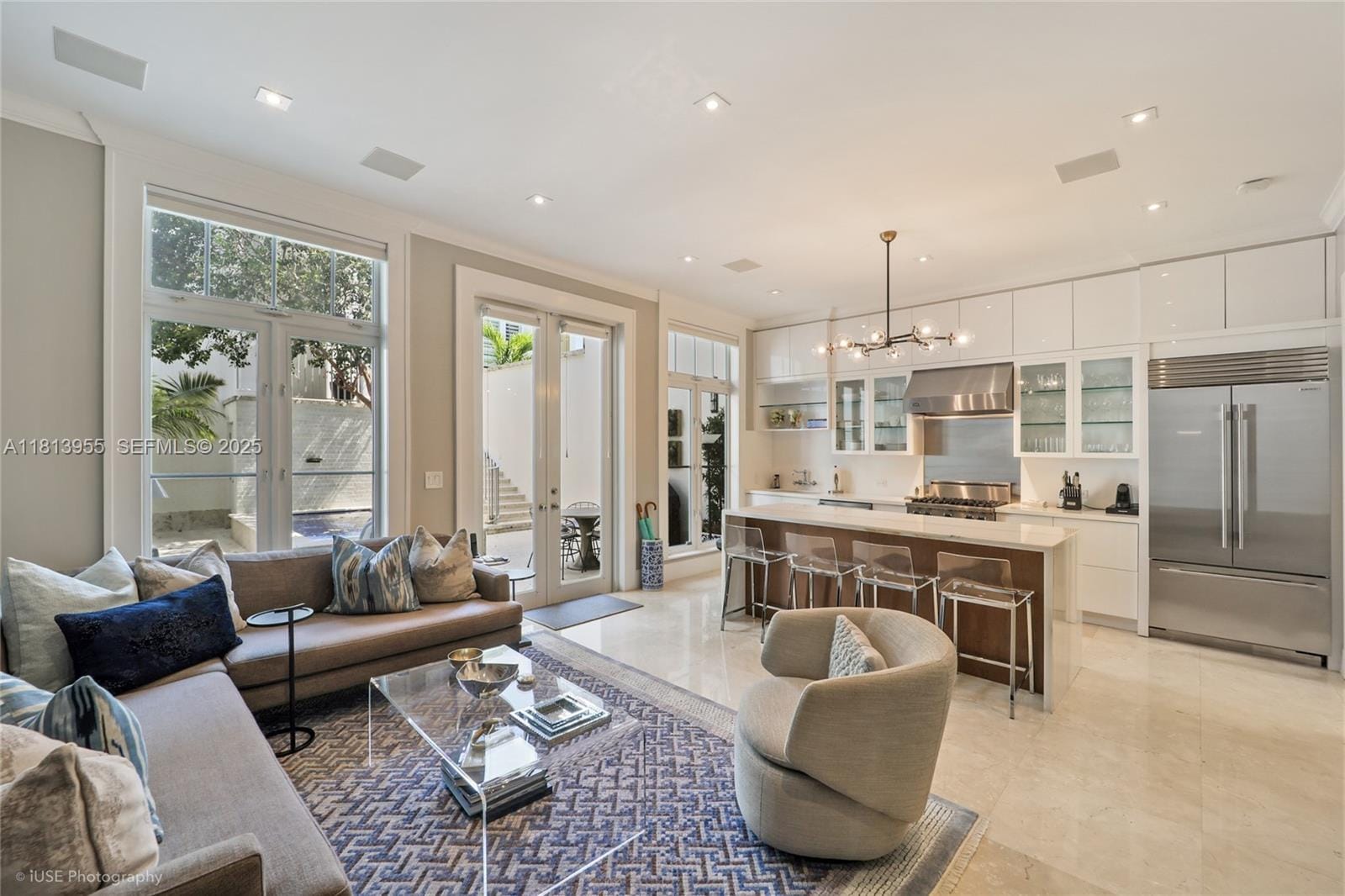 647 Almeria Avenue, Coral Gables, FL 33134 photo 4