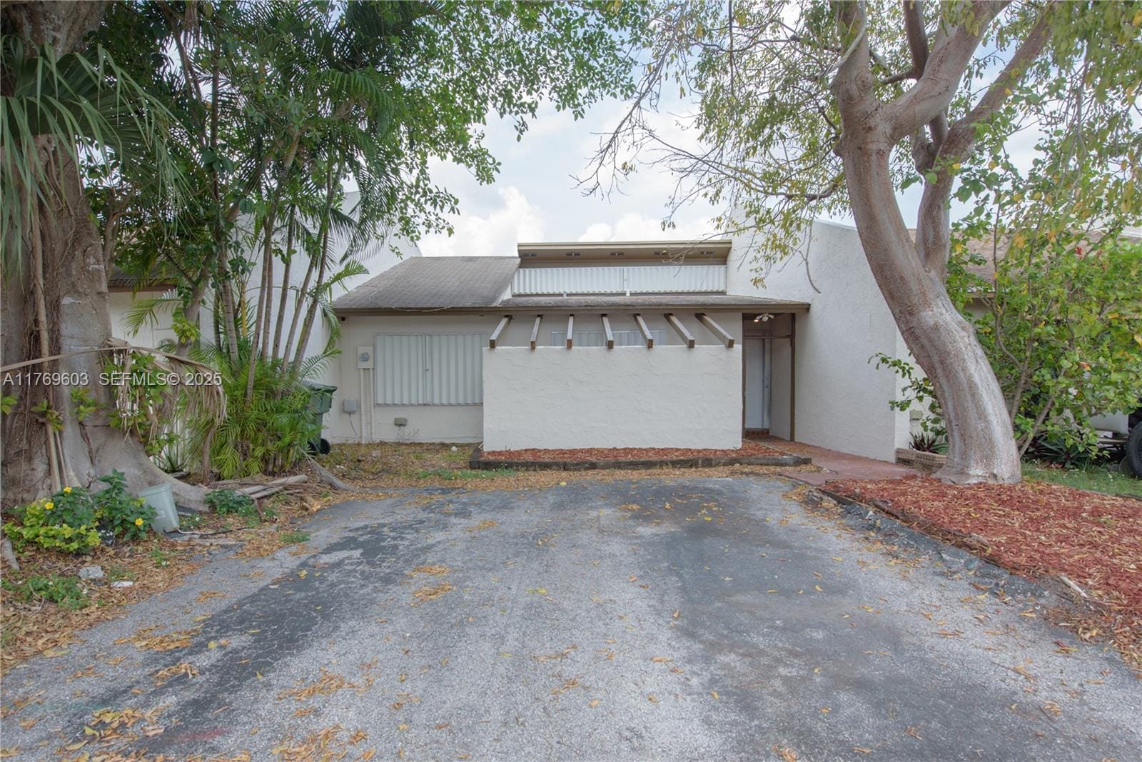 1353 S Audubon Drive, Homestead, FL 33035