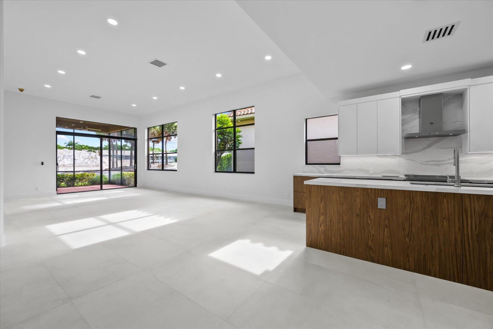4533 Barclay Fair Way — photo 10