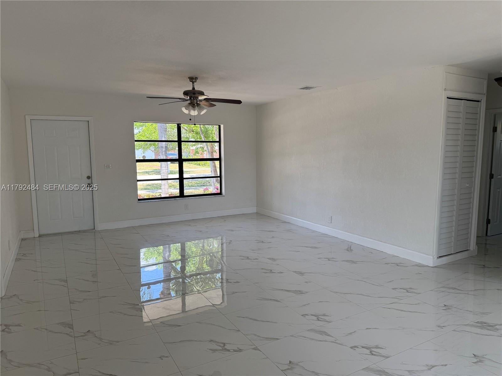 9340 Martinique Drive — photo 10