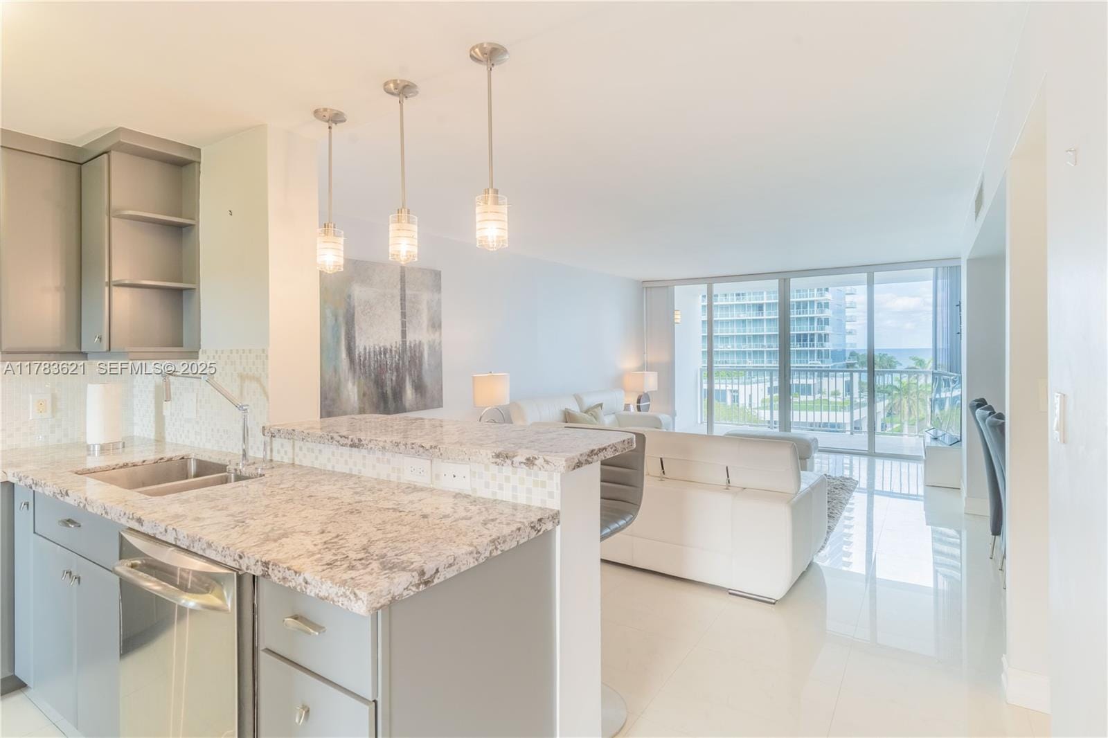 2 bedroom home for sale at 2200 33rd, Fort Lauderdale, FL 33305 — $475,000