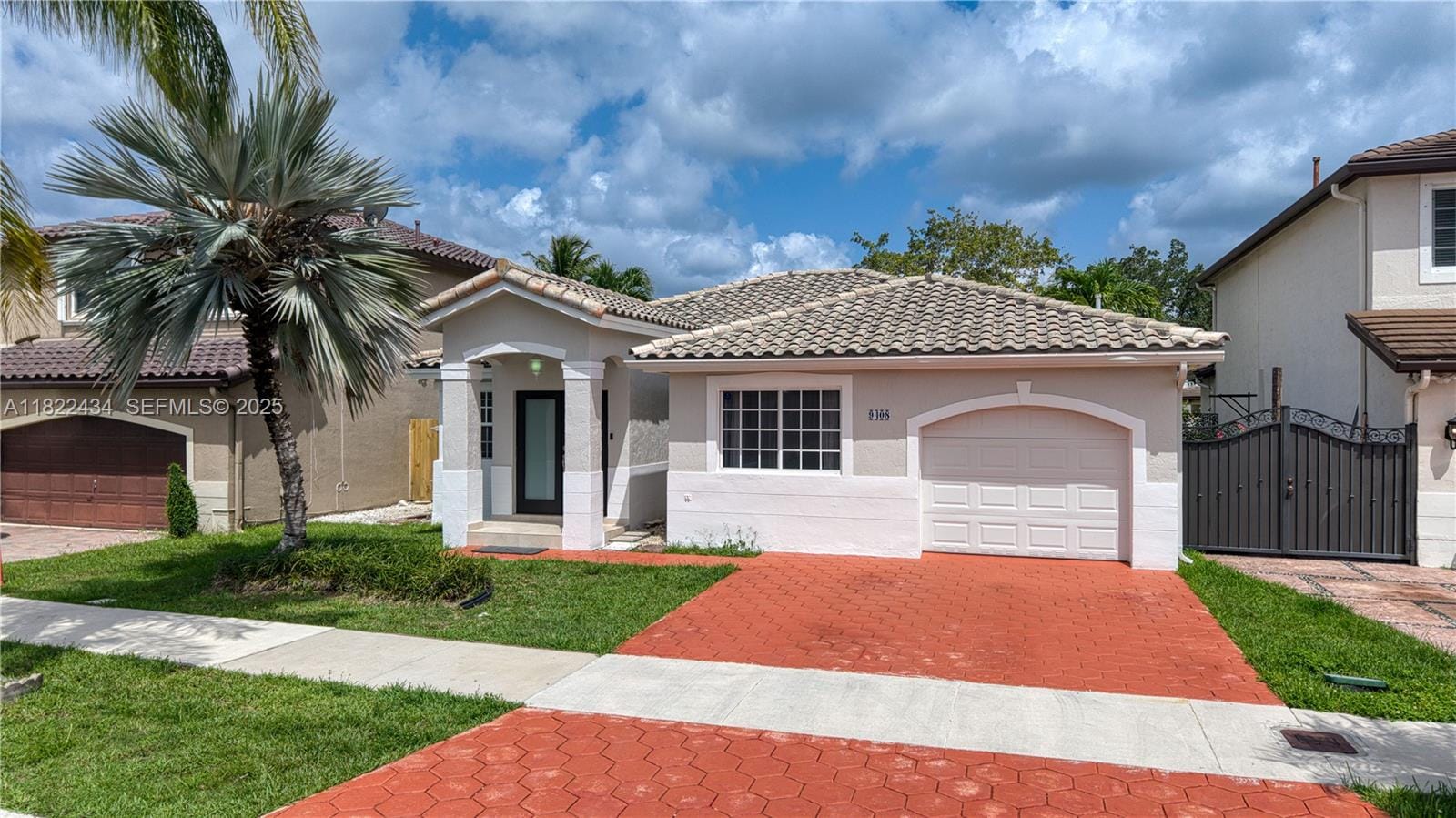 9408 SW 156th Place — photo 3