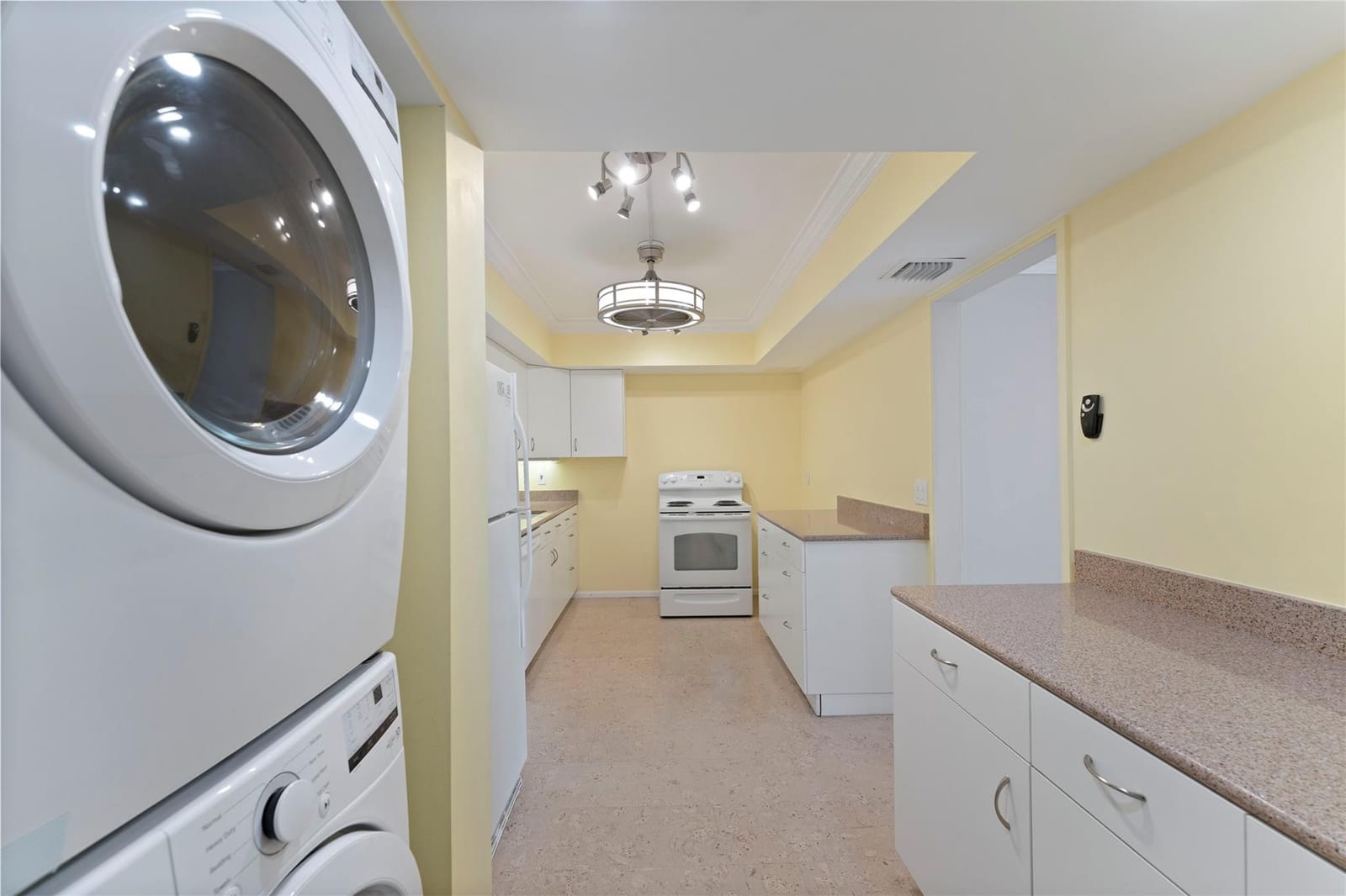 3095 N Course Drive 807, Pompano Beach, FL 33069 photo 21