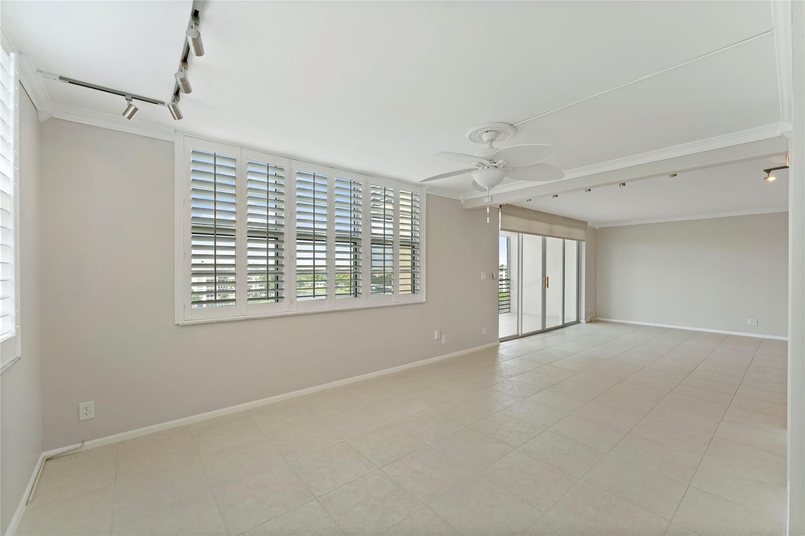 3095 N Course Drive 807, Pompano Beach, FL 33069 photo 8