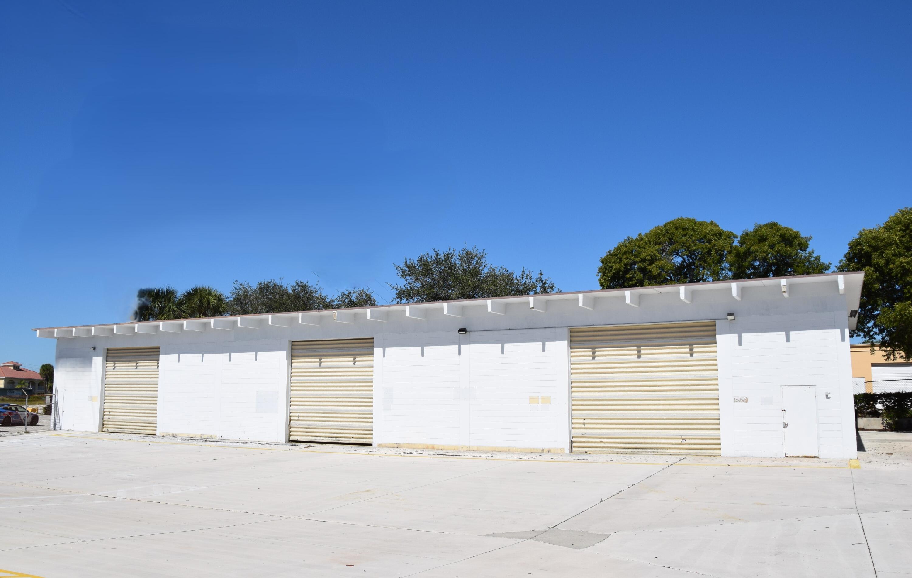 281 Old Dixie Highway, Tequesta, FL 33469, Tequesta