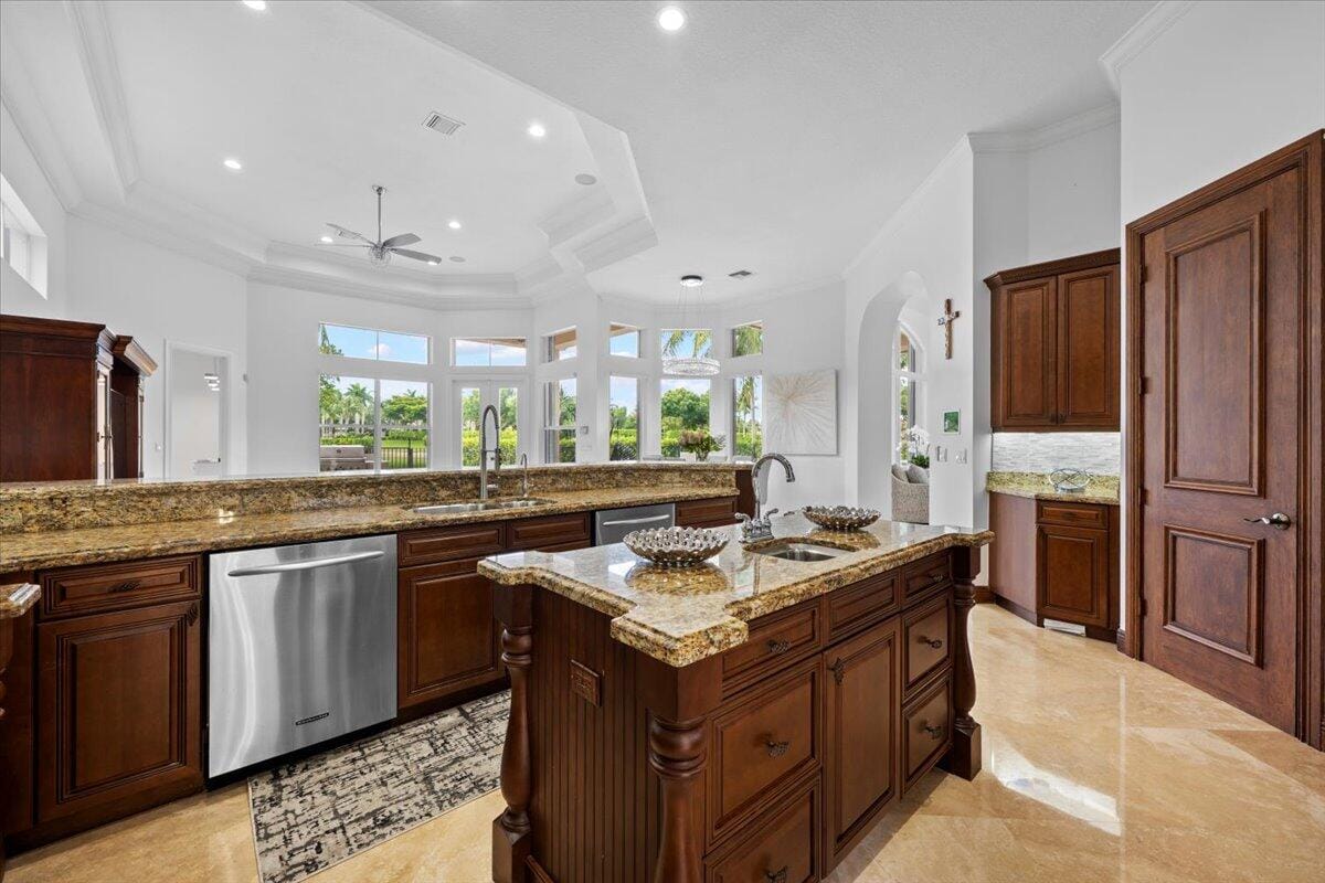 10770 Versailles Boulevard, Wellington, FL 33449 photo 12