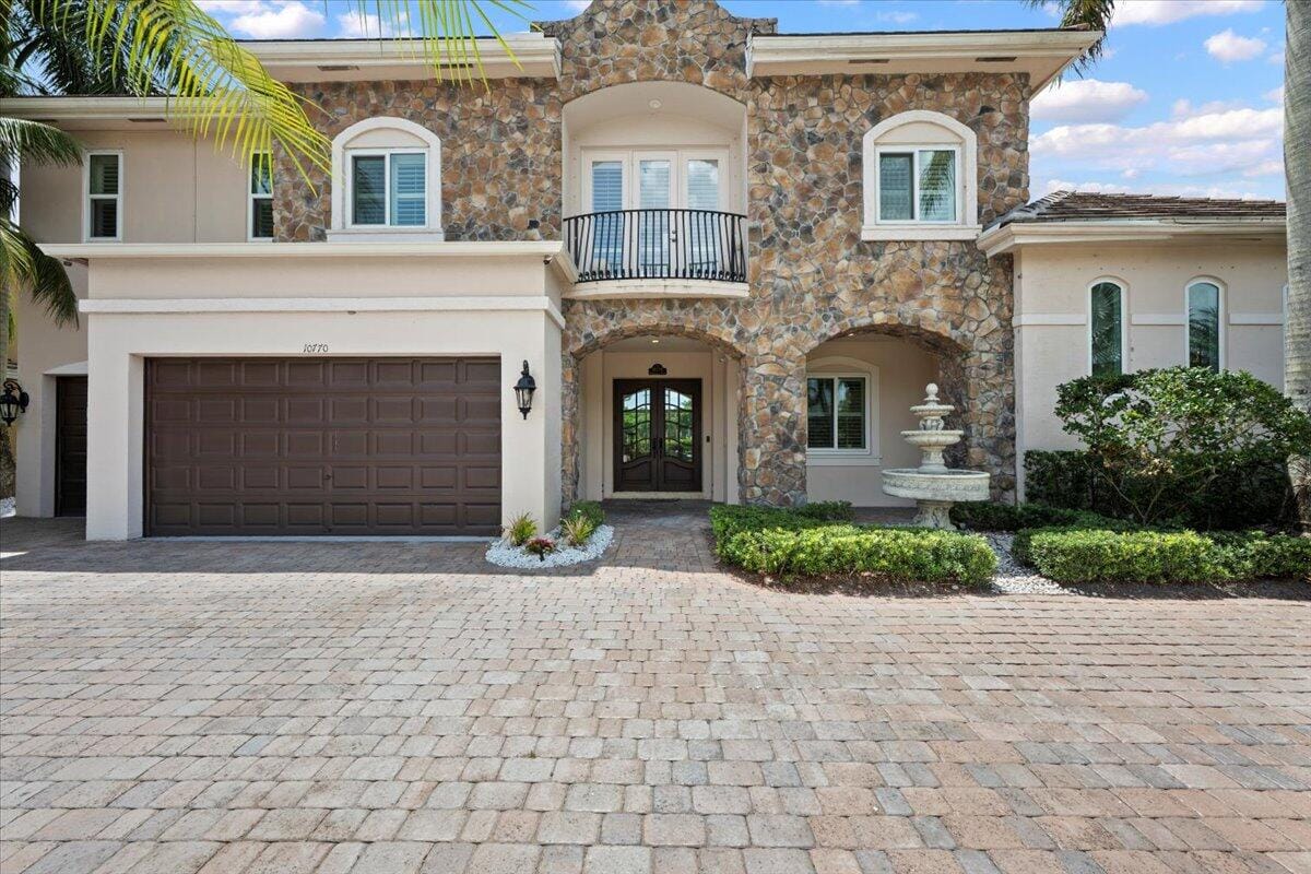 10770 Versailles Boulevard, Wellington, FL 33449 photo 3