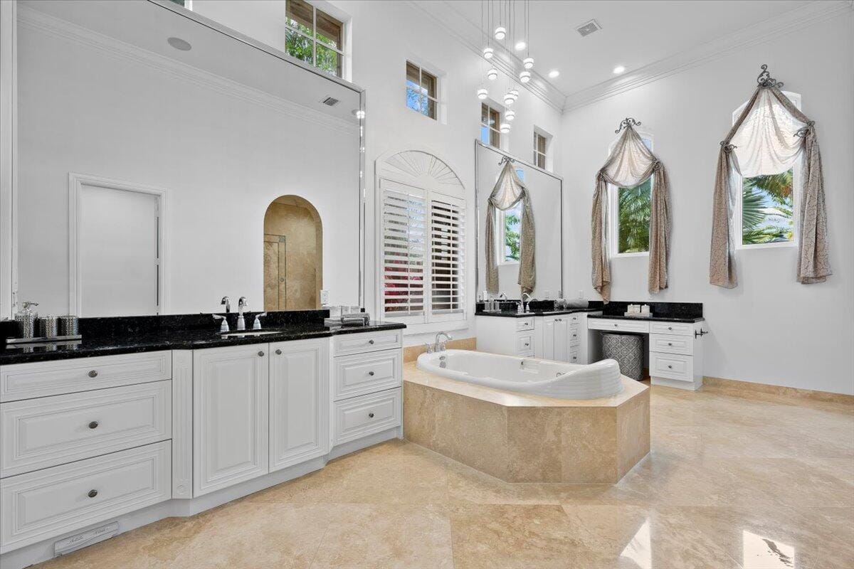 10770 Versailles Boulevard, Wellington, FL 33449 photo 22